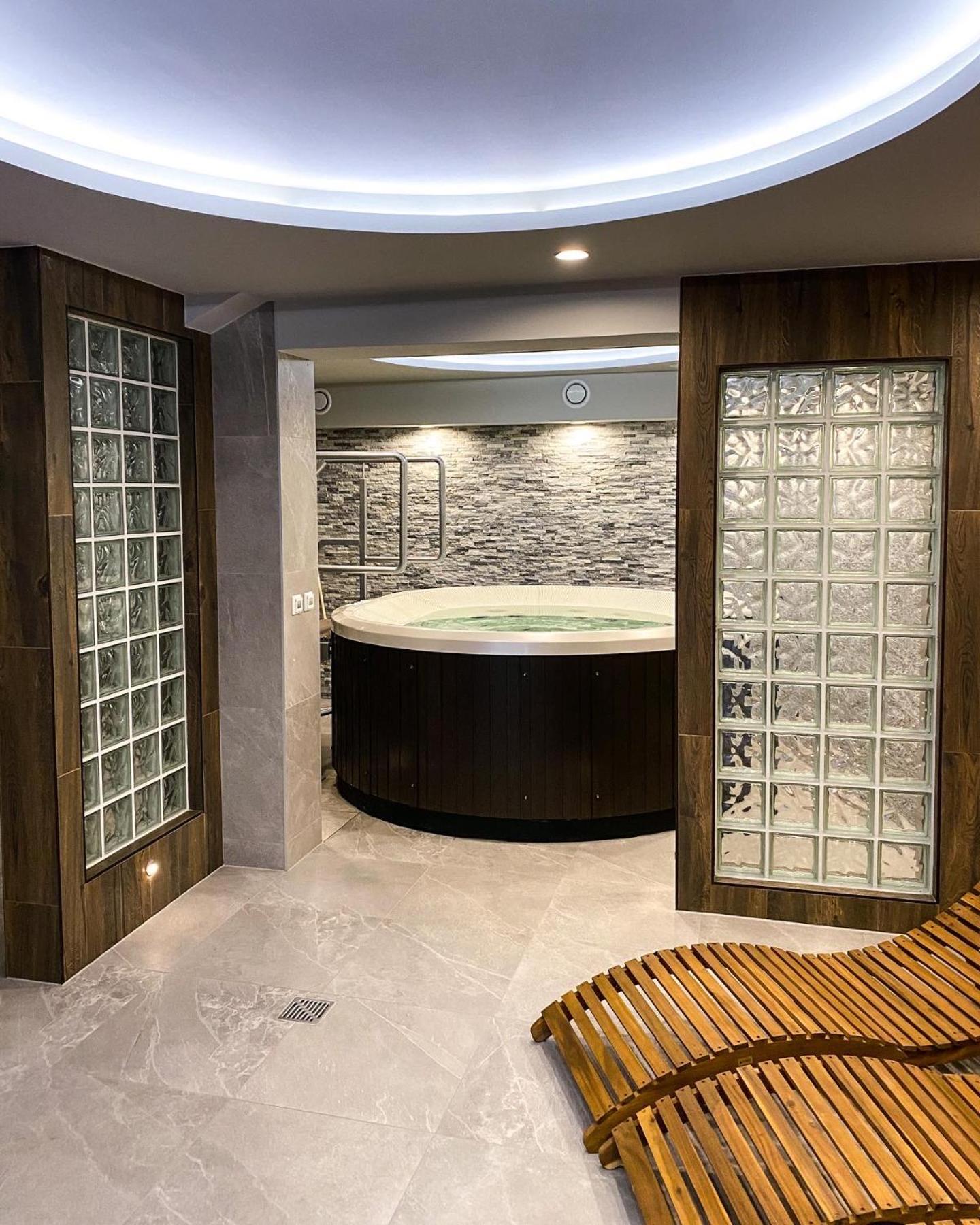 Iwonicz-Zdrój Amelia Zdroj Medical & Spa מראה חיצוני תמונה